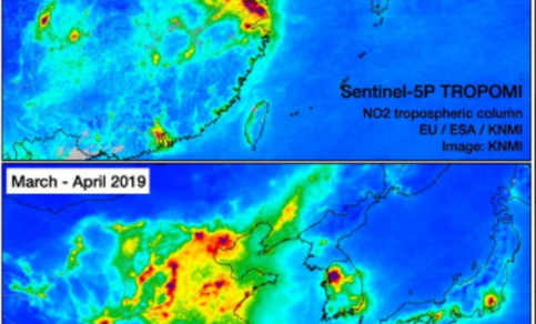 kaarten met NO2 concentraties boven China, gemiddeld over de periode 13 maart tot 13 april 2020 (bovenste paneel) vergeleken met de gemiddelde concentratie voor maart-april in 2019 (onderste paneel).